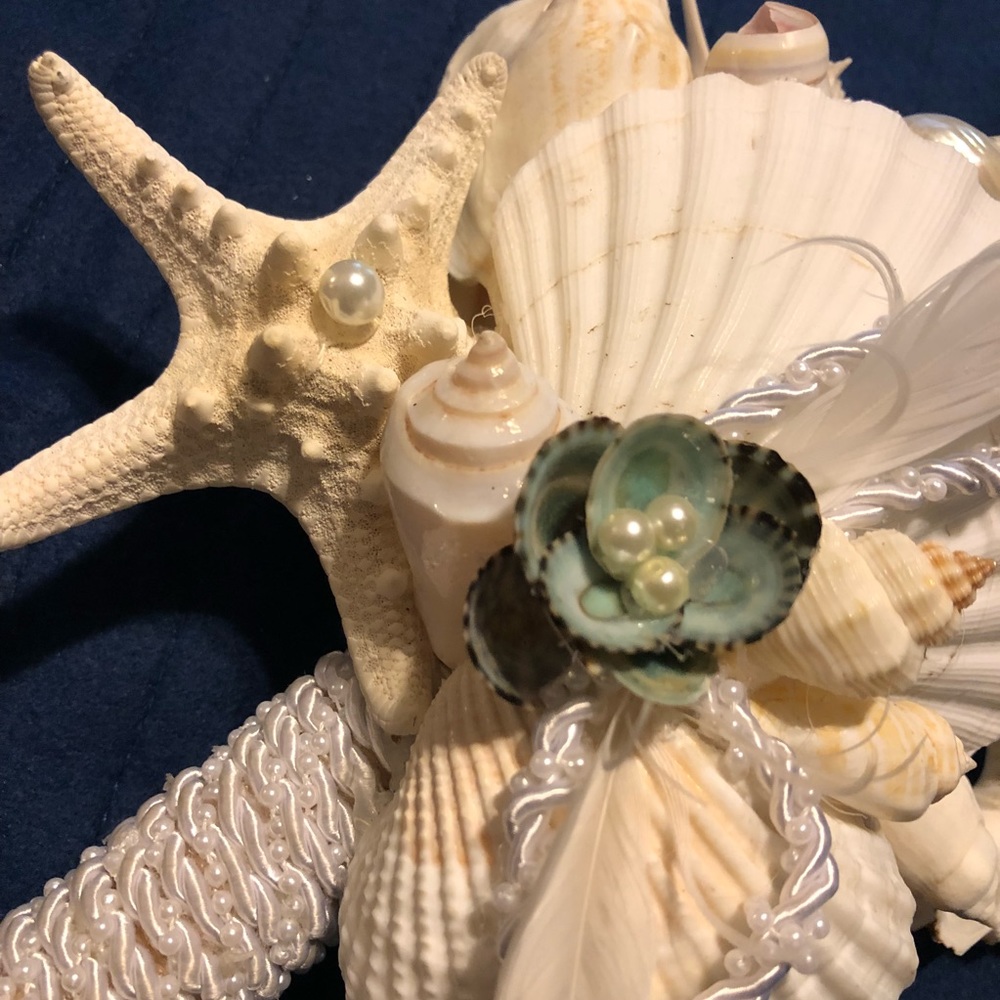 Handmade Shell Bouquets - Picture 7 of 8